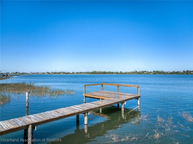 1622 Dinner Lake Drive, Sebring, FL 33870