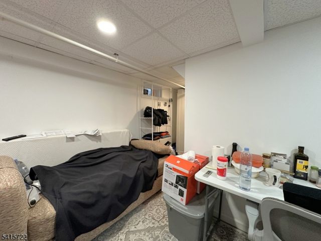 104 William St, Clifton City, NJ 07014