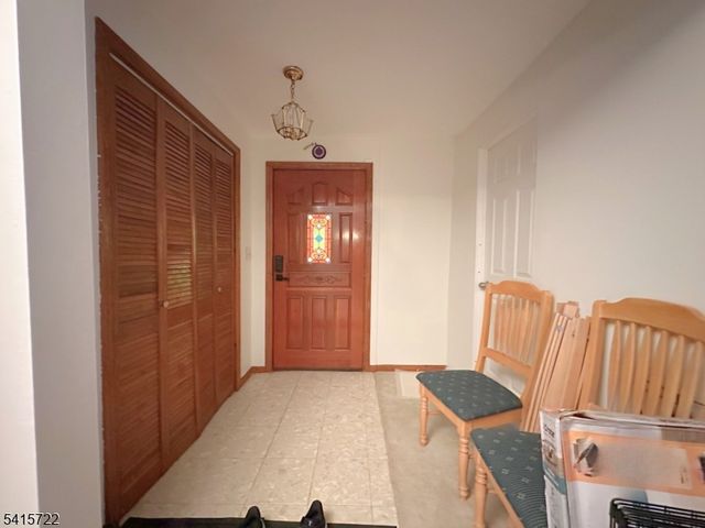 104 William St, Clifton City, NJ 07014