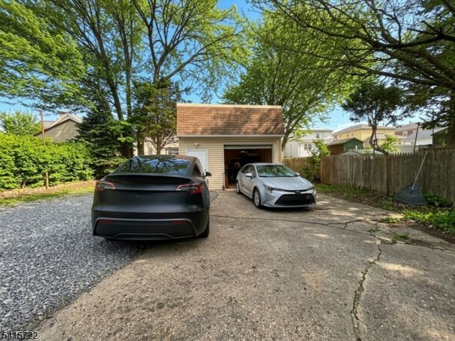 104 William St, Clifton City, NJ 07014