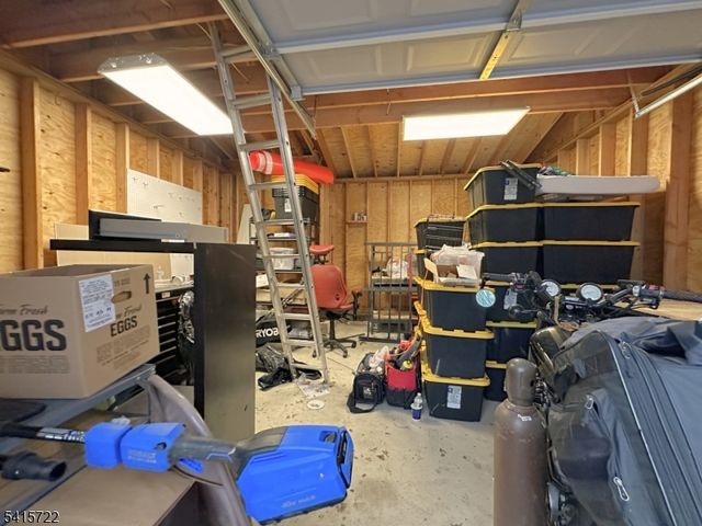 104 William St, Clifton City, NJ 07014