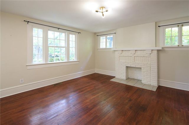 1656 Hosea L Williams SE Drive, Atlanta, GA 30317