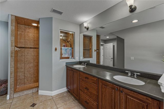 209 FRENCHMANS CREEK WAY, Winter Haven, FL 33884