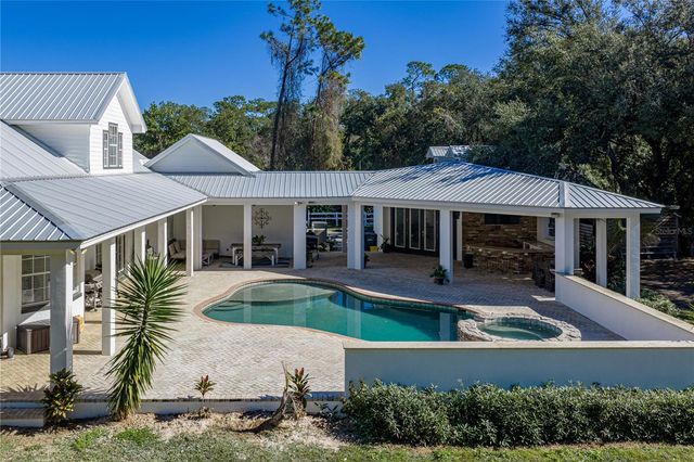 209 FRENCHMANS CREEK WAY, Winter Haven, FL 33884