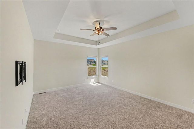 1018 Jasmine Drive, Liberty, MO 64068