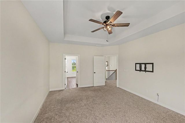 1018 Jasmine Drive, Liberty, MO 64068