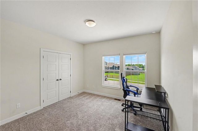 1018 Jasmine Drive, Liberty, MO 64068