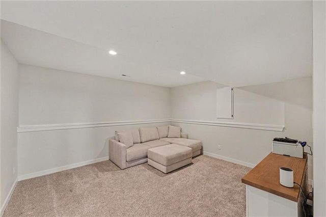 1018 Jasmine Drive, Liberty, MO 64068