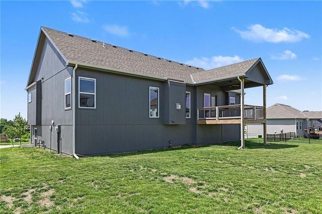 1018 Jasmine Drive, Liberty, MO 64068
