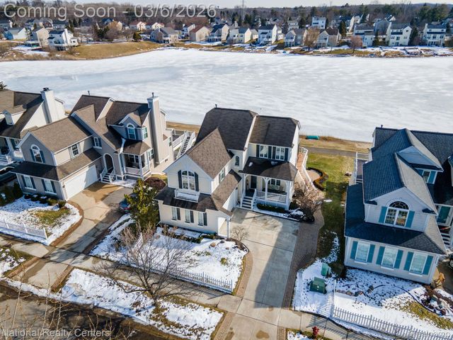1015 Watersedge Court, Oxford Charter Township, MI 48371