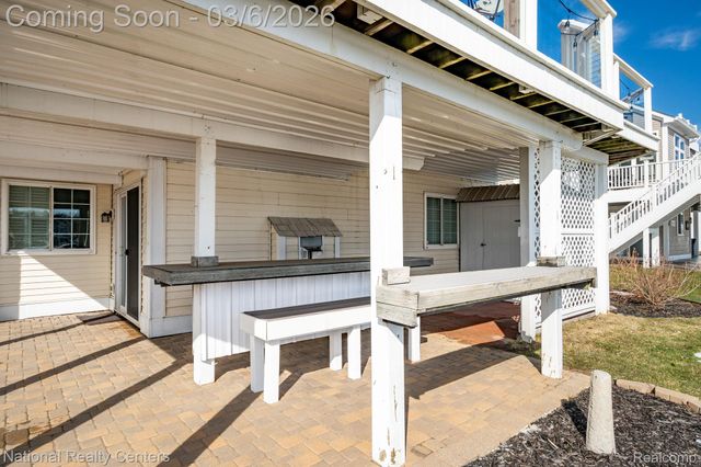 1015 Watersedge Court, Oxford Charter Township, MI 48371