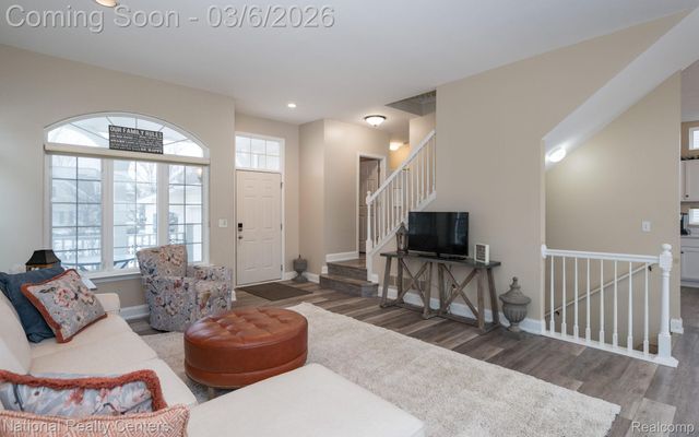 1015 Watersedge Court, Oxford Charter Township, MI 48371