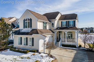 1015 Watersedge Court, Oxford Charter Township, MI 48371