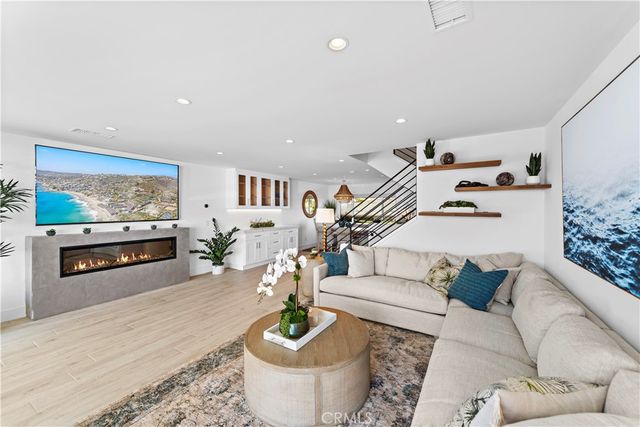 51 Blue Lagoon, Laguna Beach, CA 92651