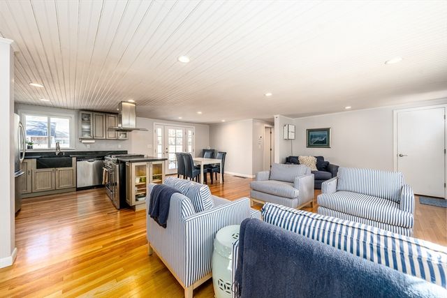 10 Uncle Bills Way, Dennis, MA 02660