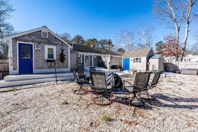 10 Uncle Bills Way, Dennis, MA 02660