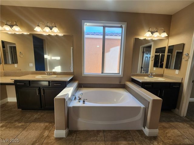 7426 Matilda Street, Las Vegas, NV 89113