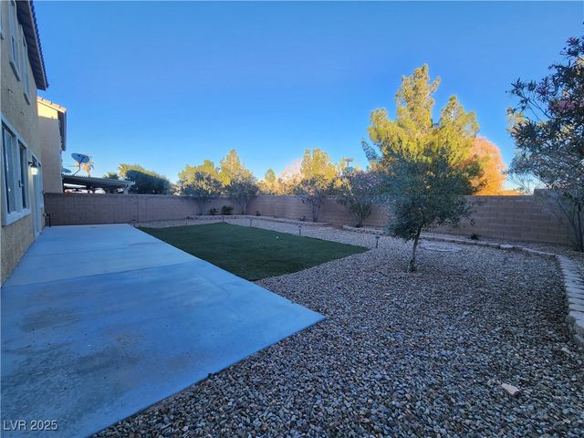 7426 Matilda Street, Las Vegas, NV 89113