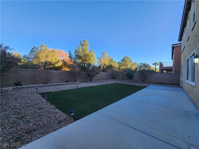 7426 Matilda Street, Las Vegas, NV 89113