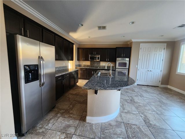 7426 Matilda Street, Las Vegas, NV 89113