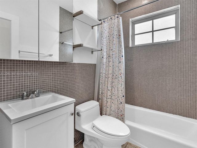 1045 Lenox Avenue 12, Miami Beach, FL 33139