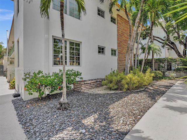 1045 Lenox Avenue 12, Miami Beach, FL 33139