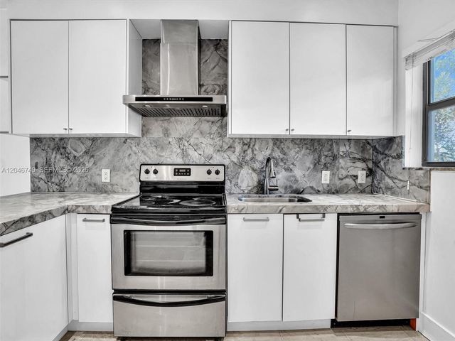 1045 Lenox Avenue 12, Miami Beach, FL 33139
