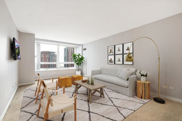 512 N Mcclurg Court 1705, Chicago, IL 60611