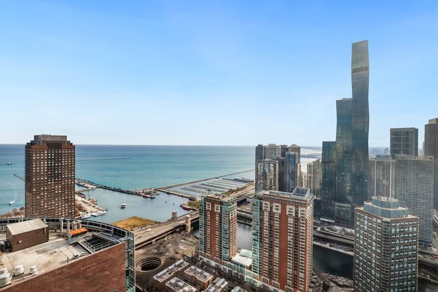 512 N Mcclurg Court 1705, Chicago, IL 60611