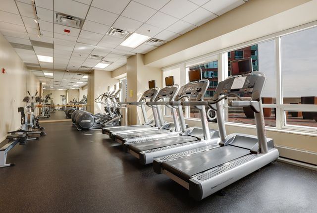 512 N Mcclurg Court 1705, Chicago, IL 60611