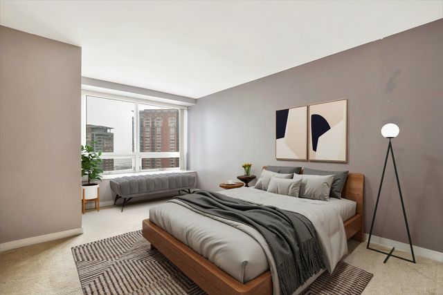 512 N Mcclurg Court 1705, Chicago, IL 60611