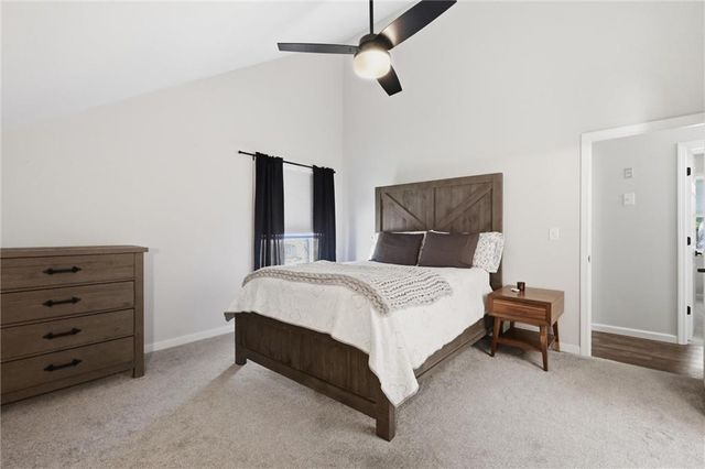 10661 Riggs Drive, Overland Park, KS 66212