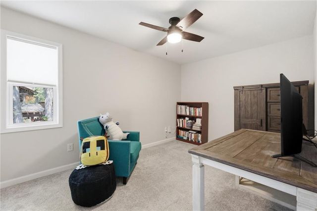 10661 Riggs Drive, Overland Park, KS 66212