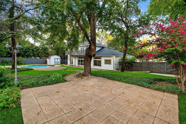 1206 Kendolph Drive, Denton, TX 76205