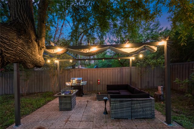 1206 Kendolph Drive, Denton, TX 76205