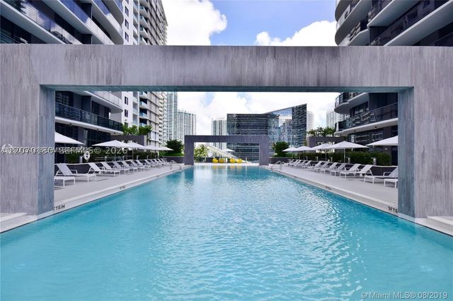 55 SW 9th St 2410, Miami, FL 33130