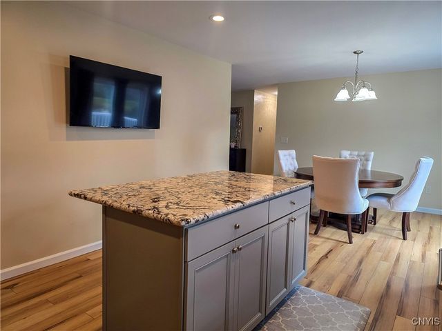 8921 Lake Road, Lenox, NY 13032