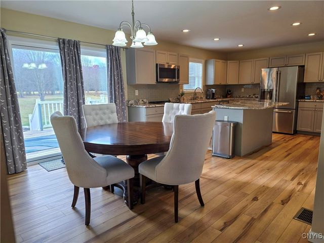 8921 Lake Road, Lenox, NY 13032