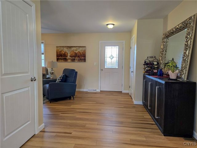 8921 Lake Road, Lenox, NY 13032