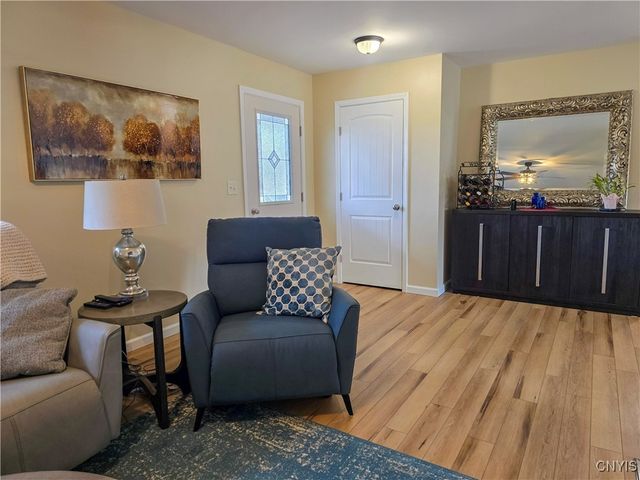 8921 Lake Road, Lenox, NY 13032