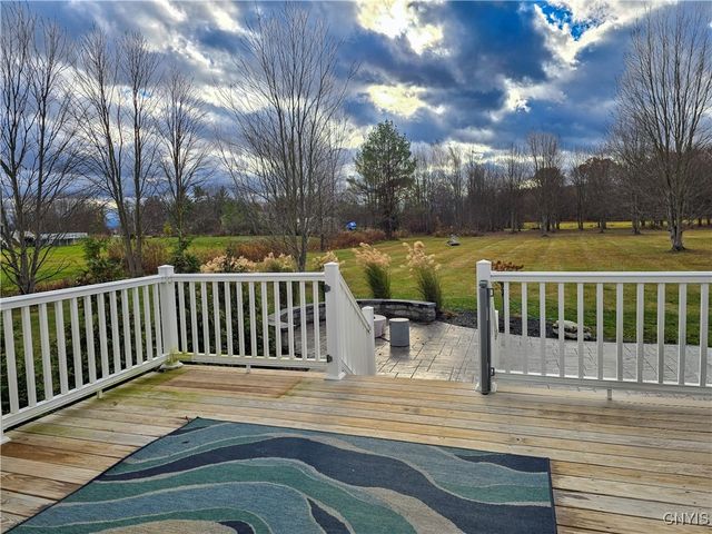 8921 Lake Road, Lenox, NY 13032