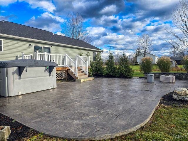 8921 Lake Road, Lenox, NY 13032