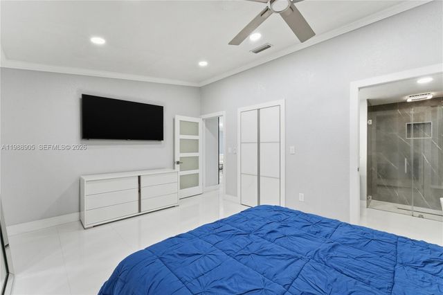 3355 W 68th St 170, Hialeah, FL 33018