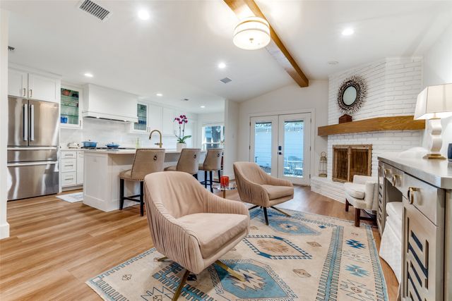 3740 Weeburn Drive, Dallas, TX 75229