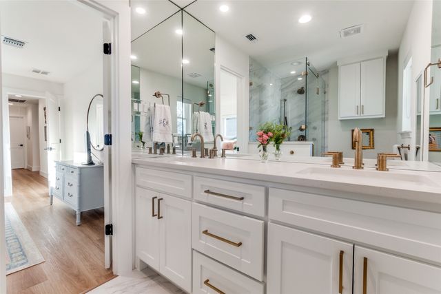 3740 Weeburn Drive, Dallas, TX 75229