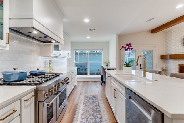 3740 Weeburn Drive, Dallas, TX 75229