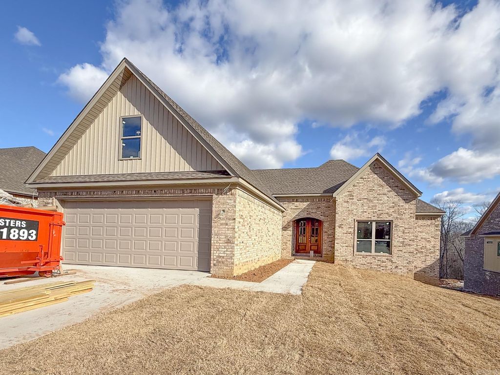 556 Valley Oak Drive, Sherwood, AR 72120