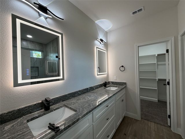 509 Waterboard Drive, Trinidad, TX 75163