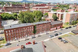 121-131 Clemente, Holyoke, MA 01040