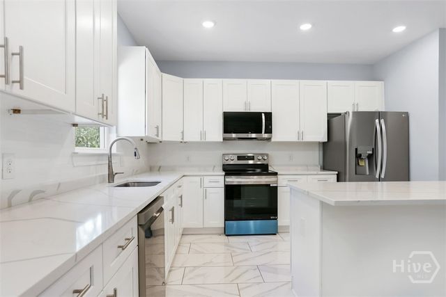 220 Skinner Avenue N, Pooler, GA 31322